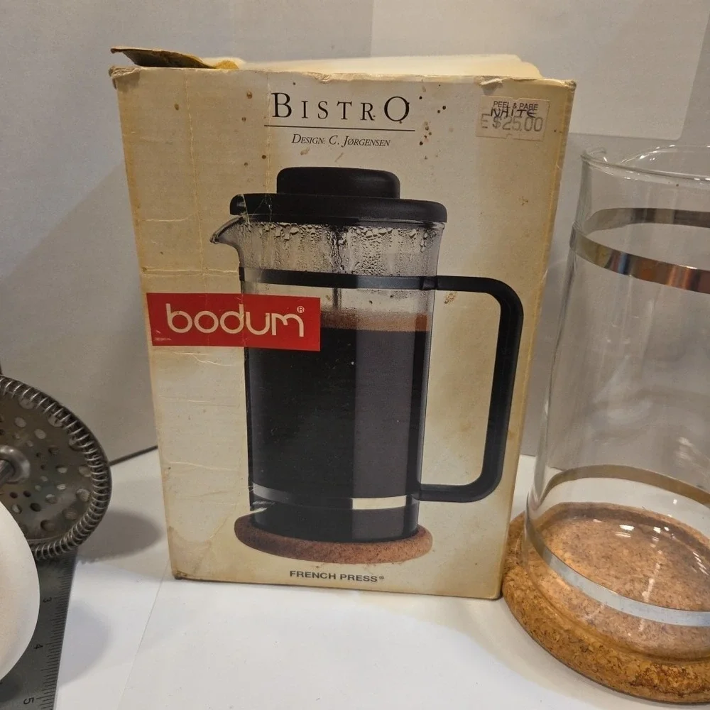 Bodum French Press 32 Oz Ivory White Coffee Maker